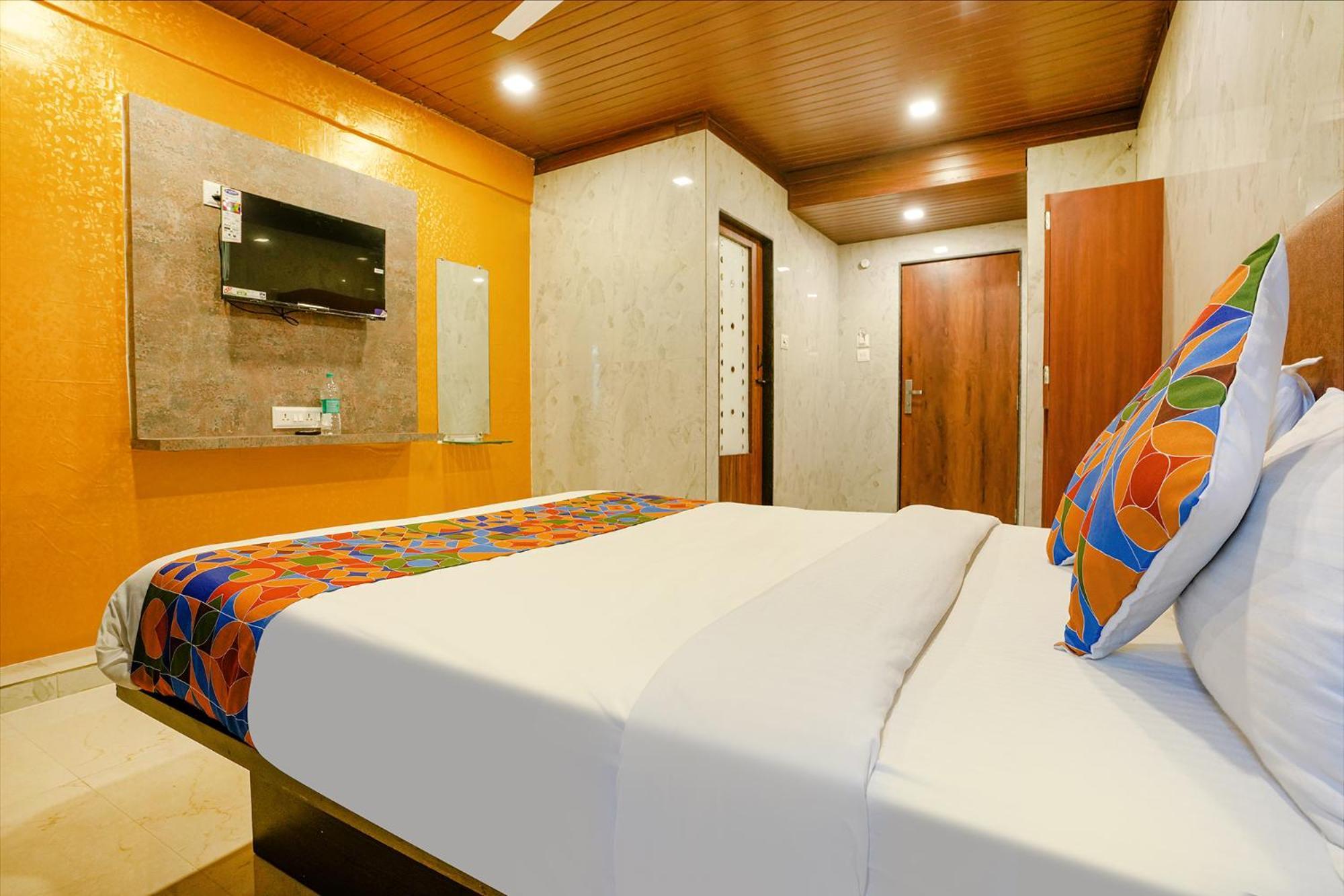 Fabexpress Yatri Inn - Navi Mumbai Turambhe Екстер'єр фото