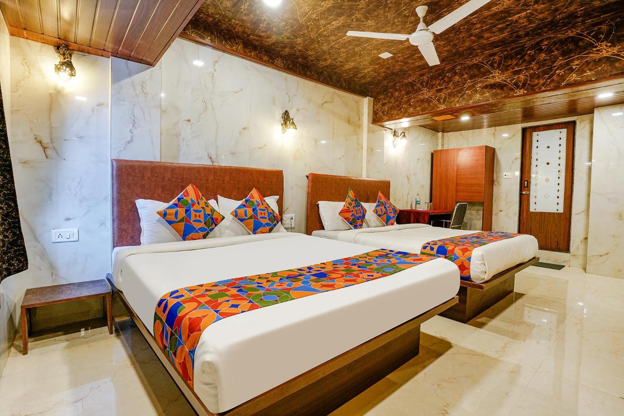 Fabexpress Yatri Inn - Navi Mumbai Turambhe Екстер'єр фото