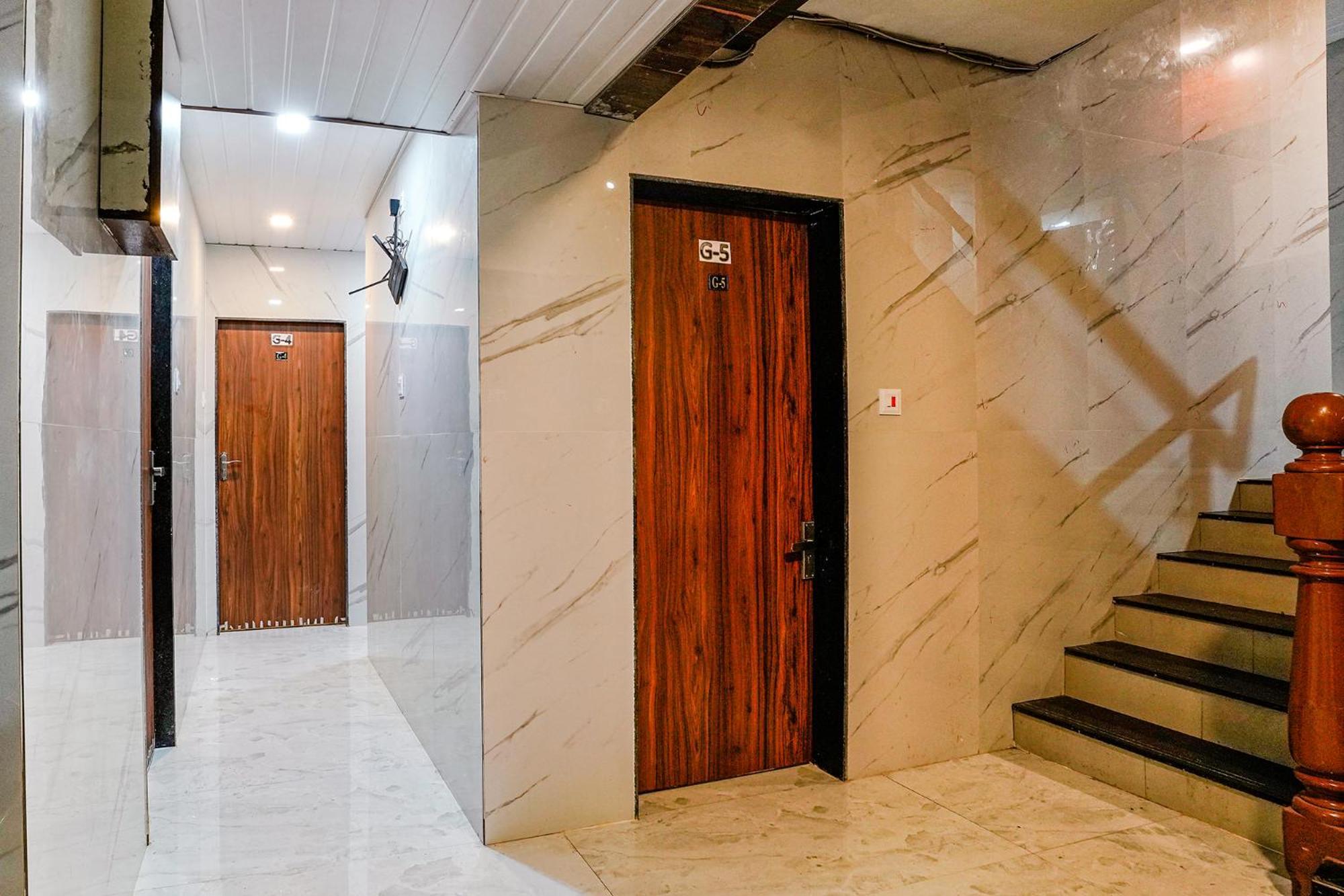 Fabexpress Yatri Inn - Navi Mumbai Turambhe Екстер'єр фото
